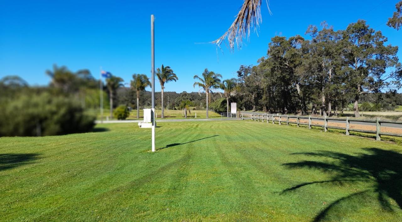 101 Oatlands Motel Mount Barker Exterior foto